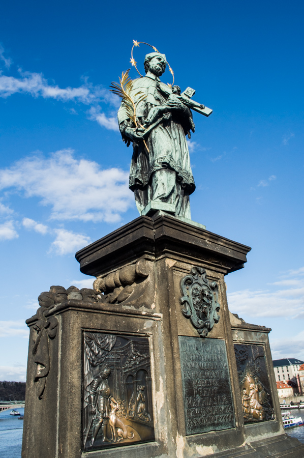 posąg na moście Karola